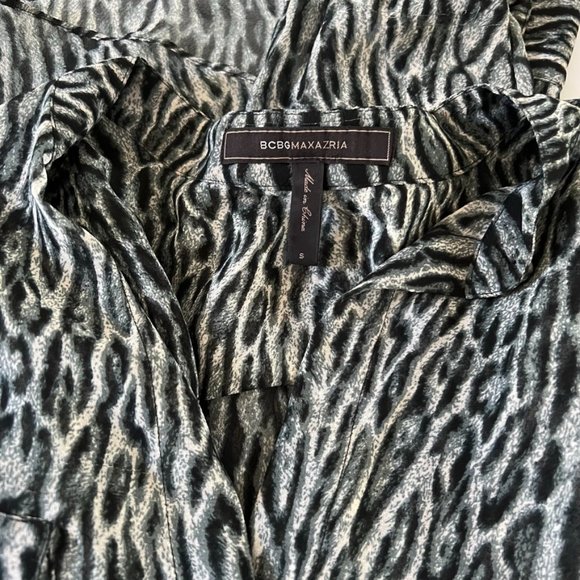 BCBGMaxAzria Sheer Anderson Blouse Cheetah Animal Print Button Up Top S Mob Wife - Picture 4 of 6